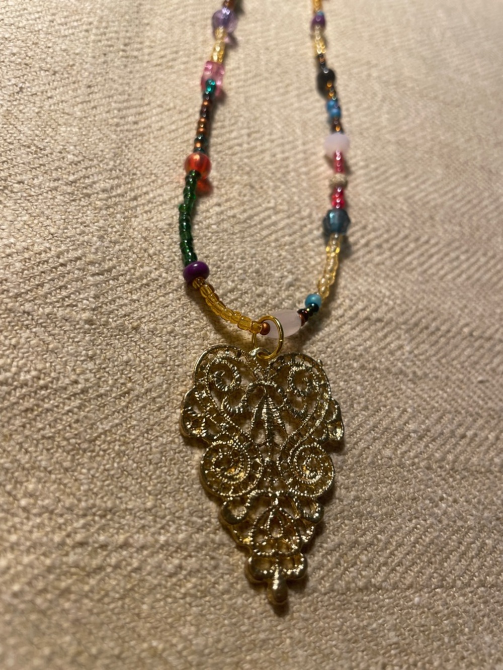Gold Filigree Pendant Beaded Necklace - Multicolour 17.5” - Picture 4 of 4